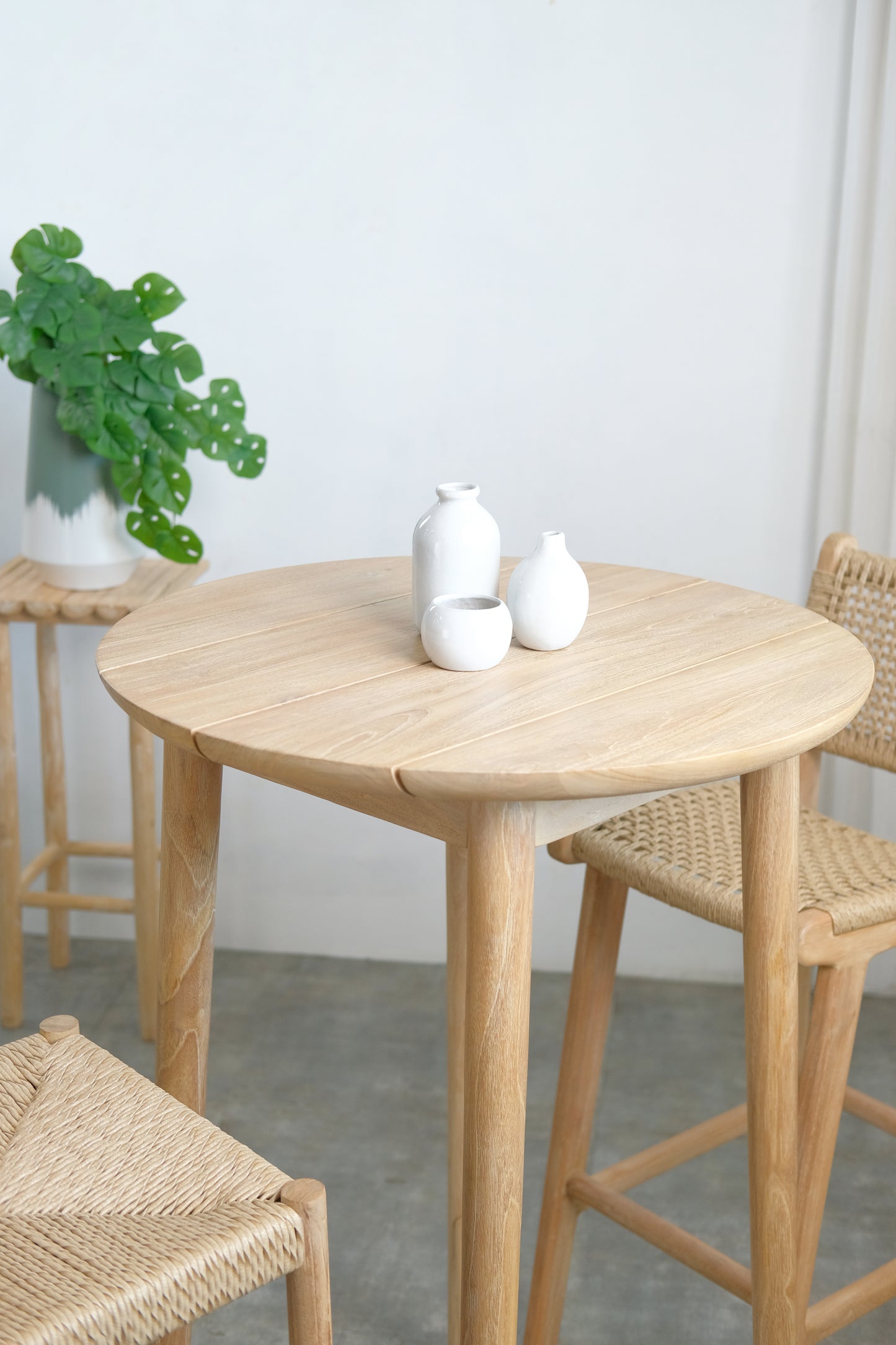 Tajiman Bar Table