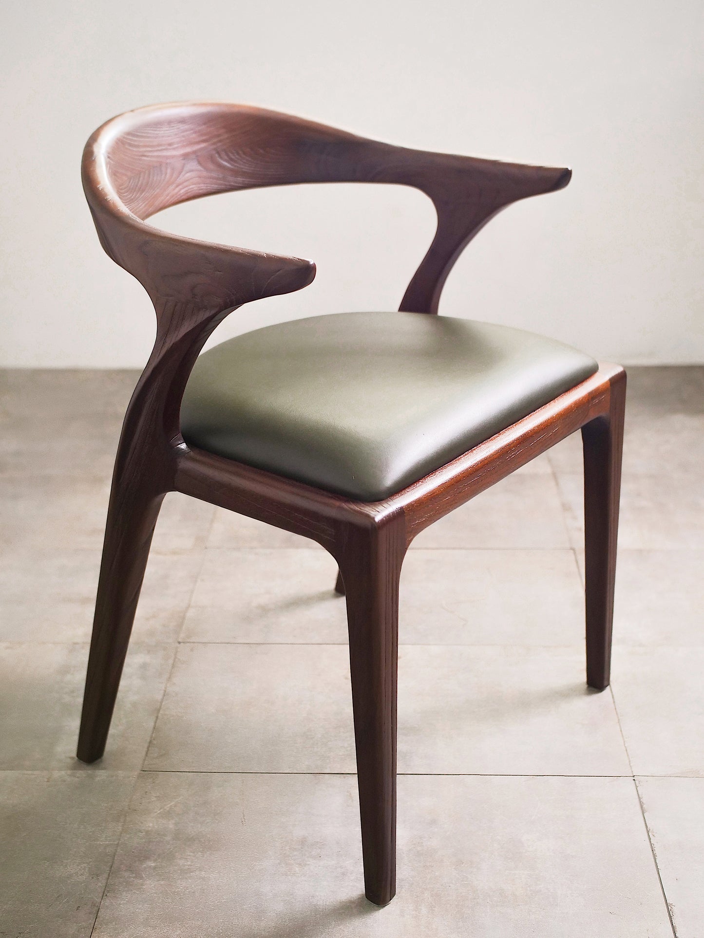 Harry Lounge armchair