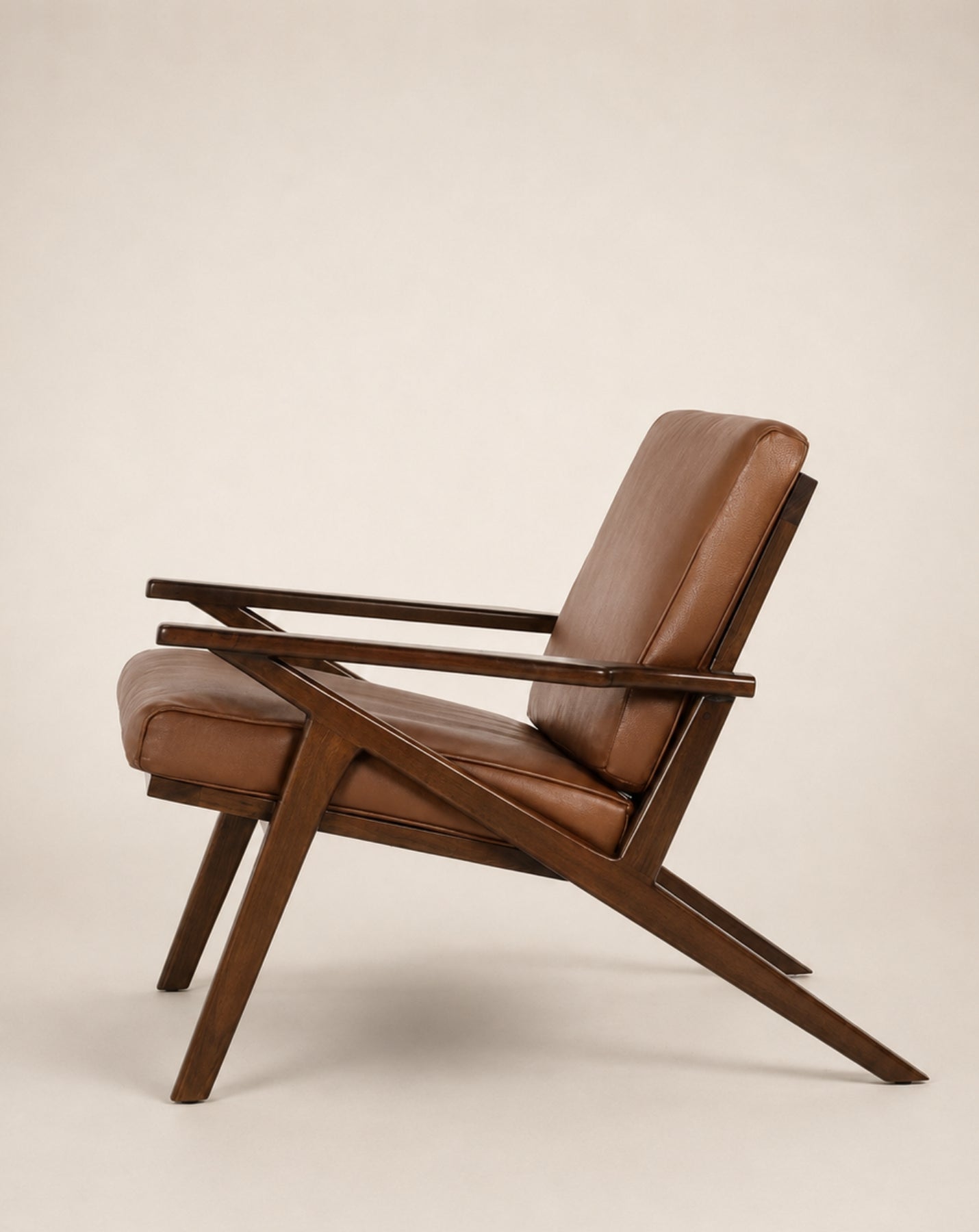 Harry Lounge armchair