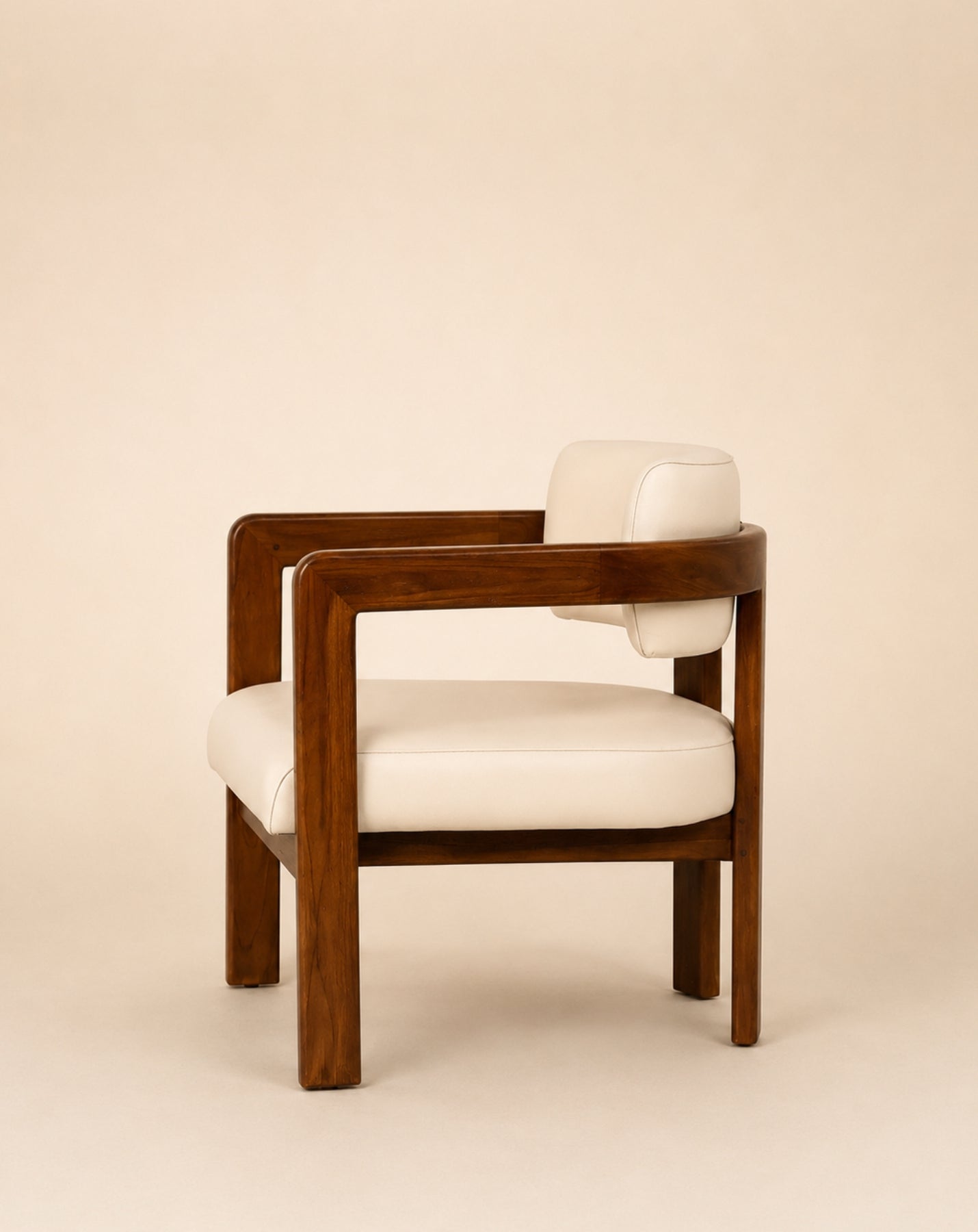 Mini amber lounge chair