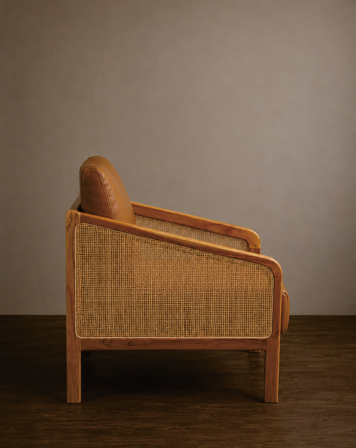 Leland Lounge armchair
