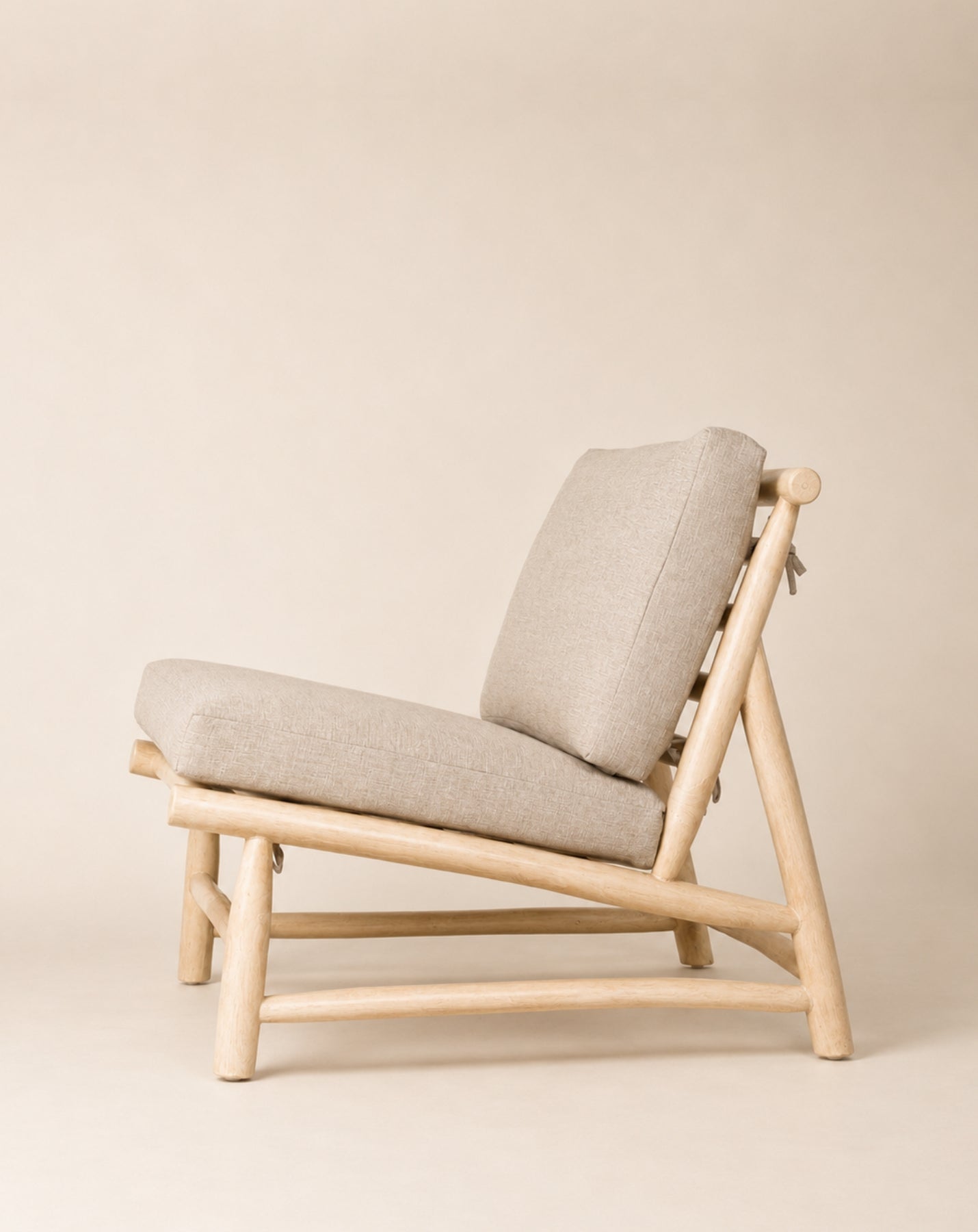 VERONA LOUNGE CHAIR 1 SEATER KALA KL 07 HIKARAN