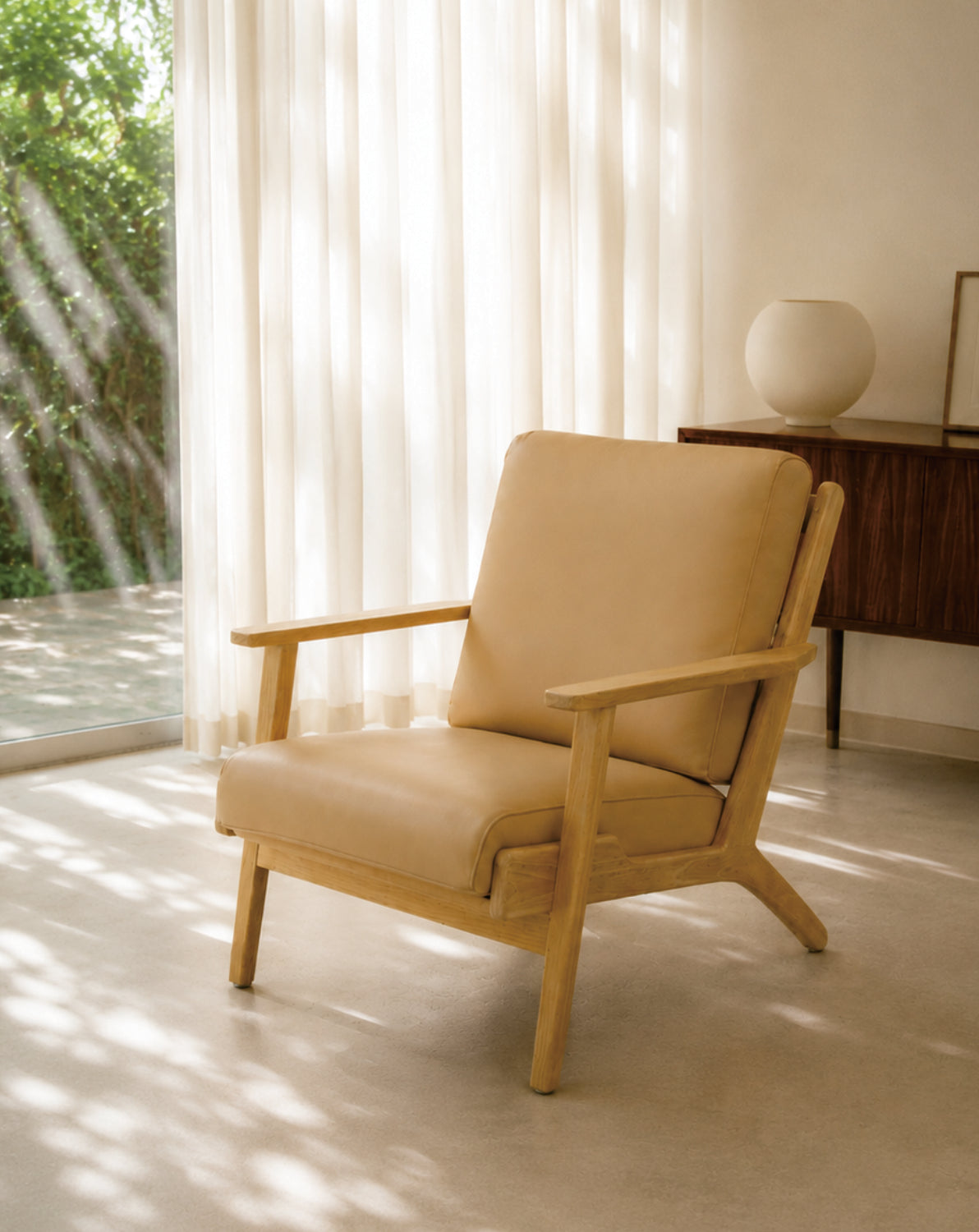 Swan Lounge Armchair
