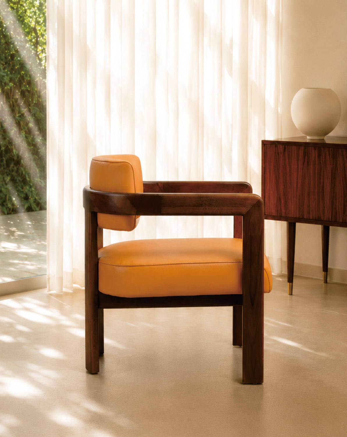Mini amber lounge chair