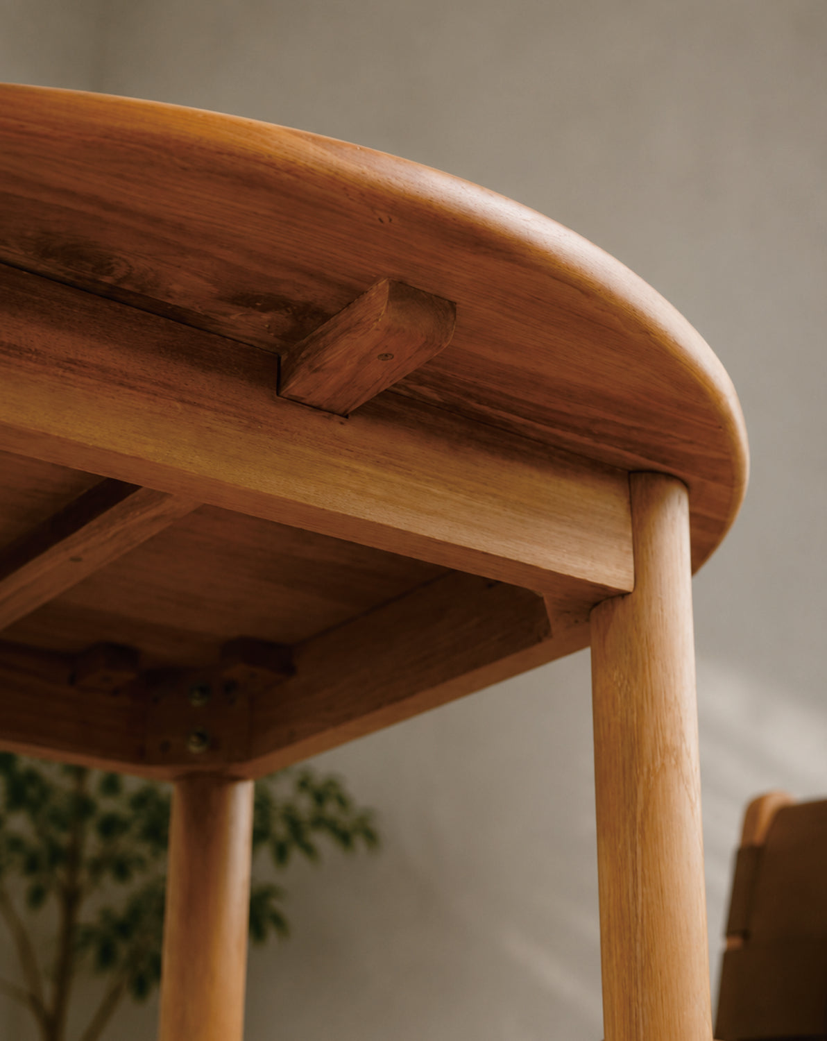 Circa Bar Table