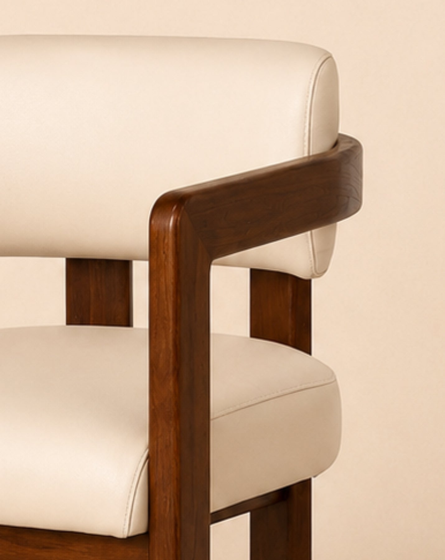 Mini amber lounge chair