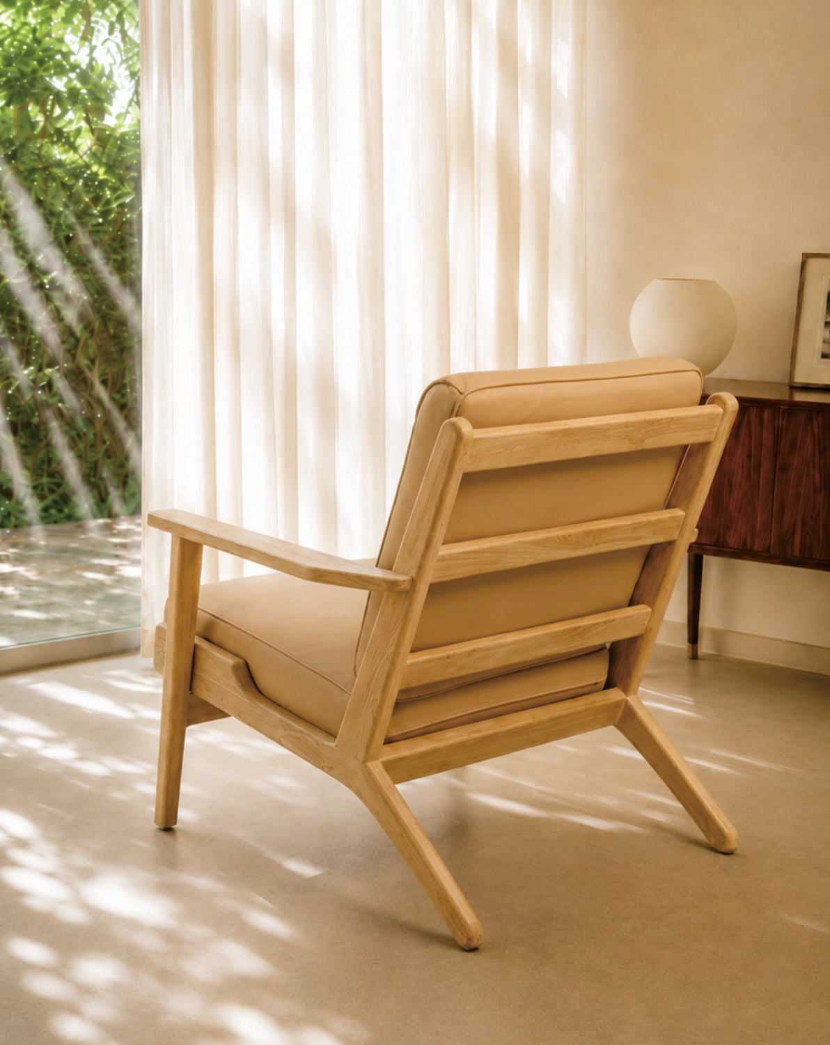 Swan Lounge Armchair