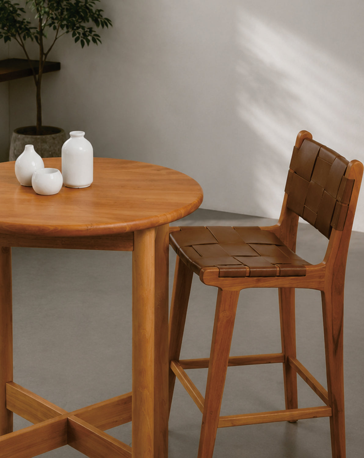 Circa Bar Table