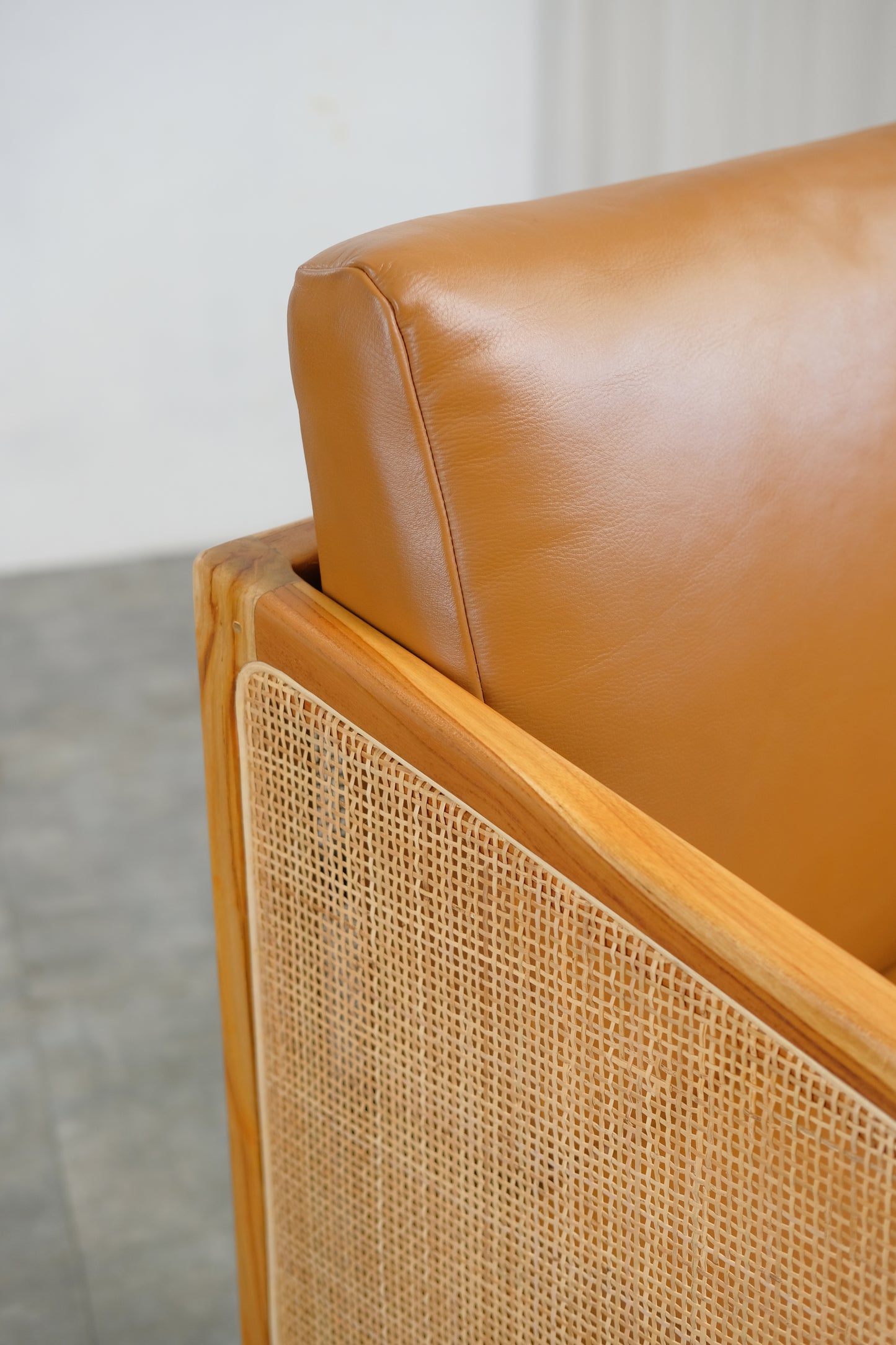 Leland Lounge armchair