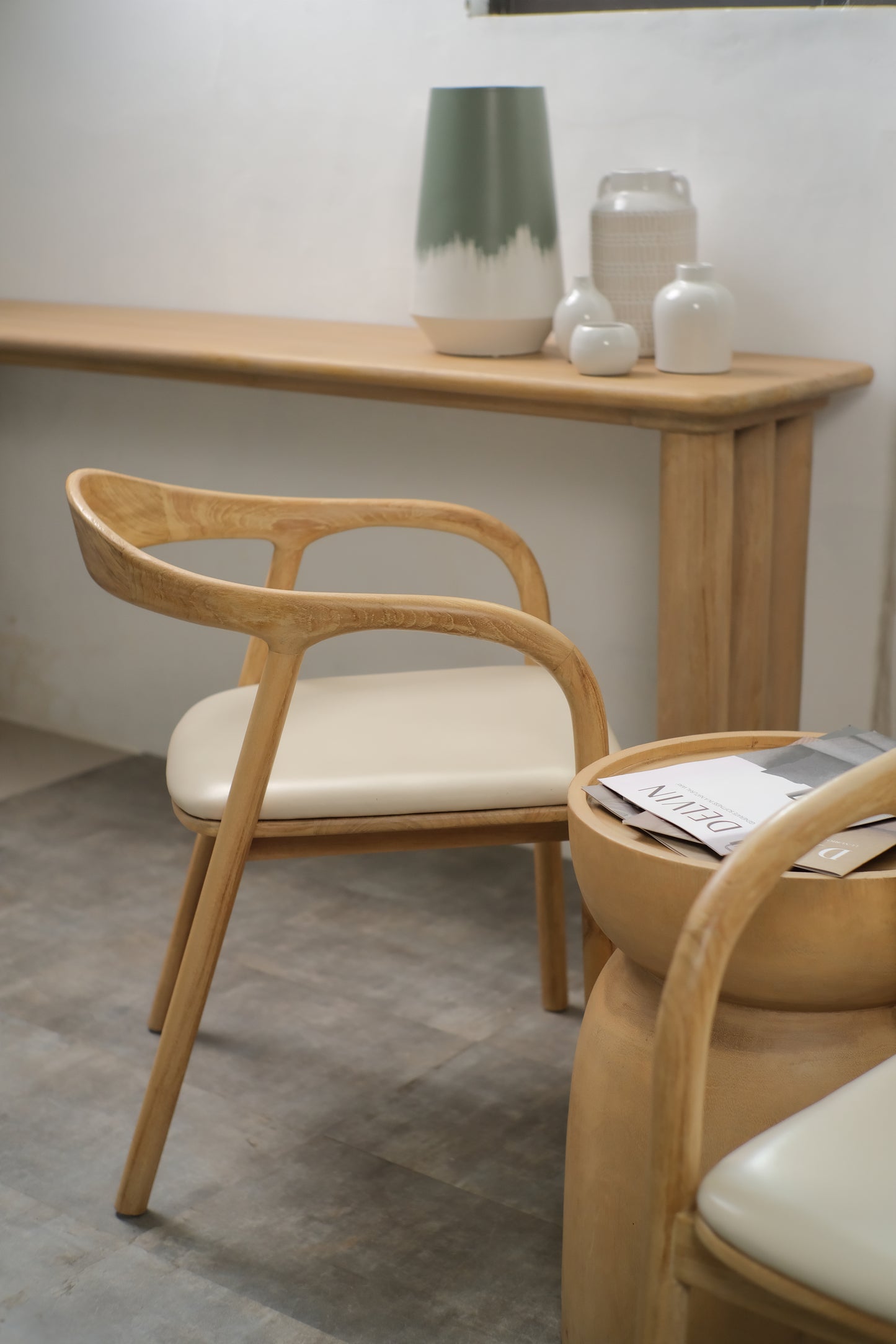 Baron armchair