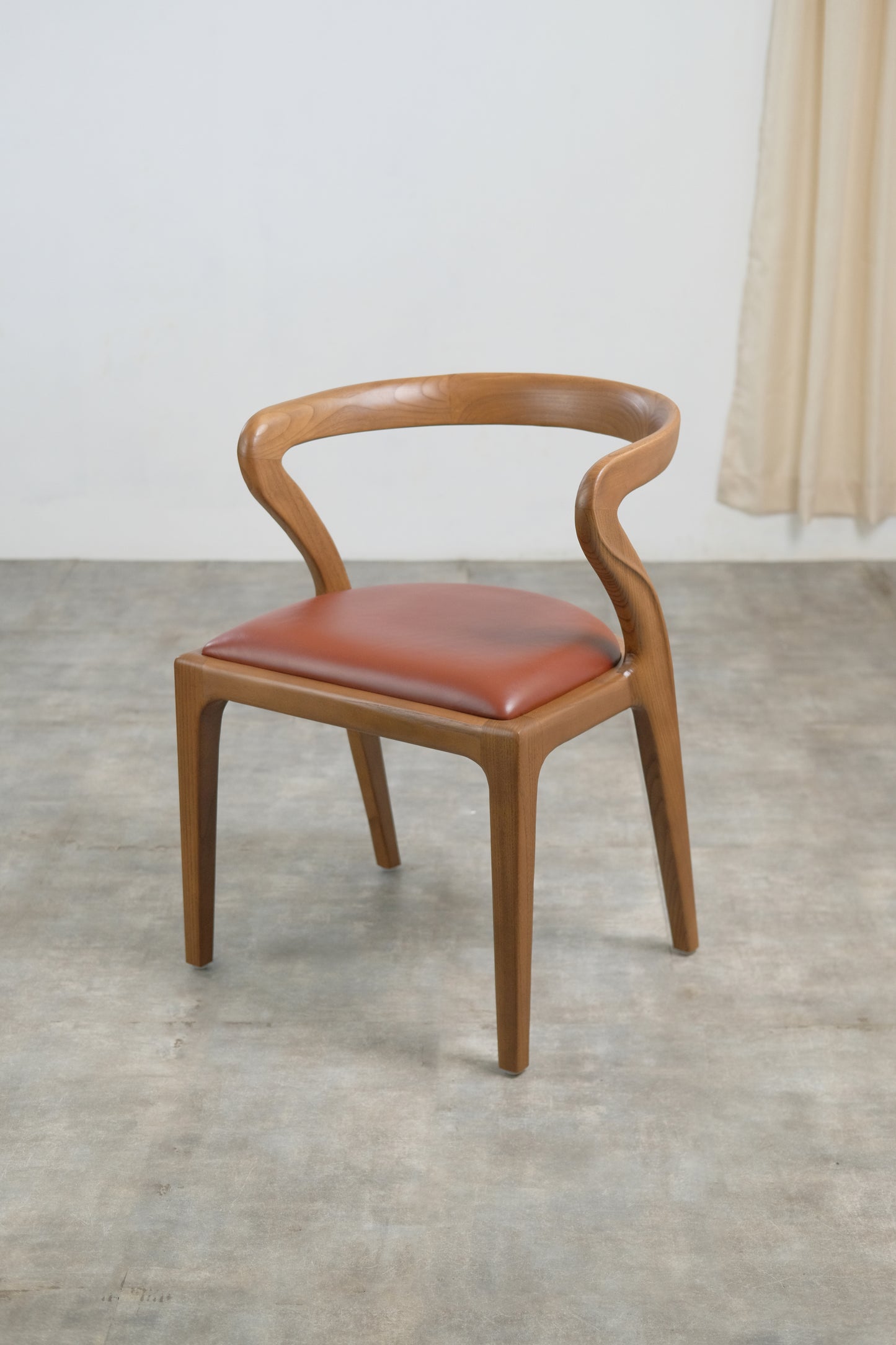 Solar Dining Chair leather
