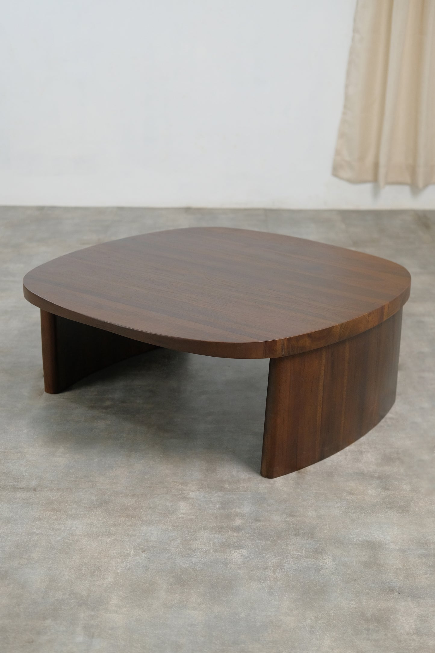 Inno Coffee Table