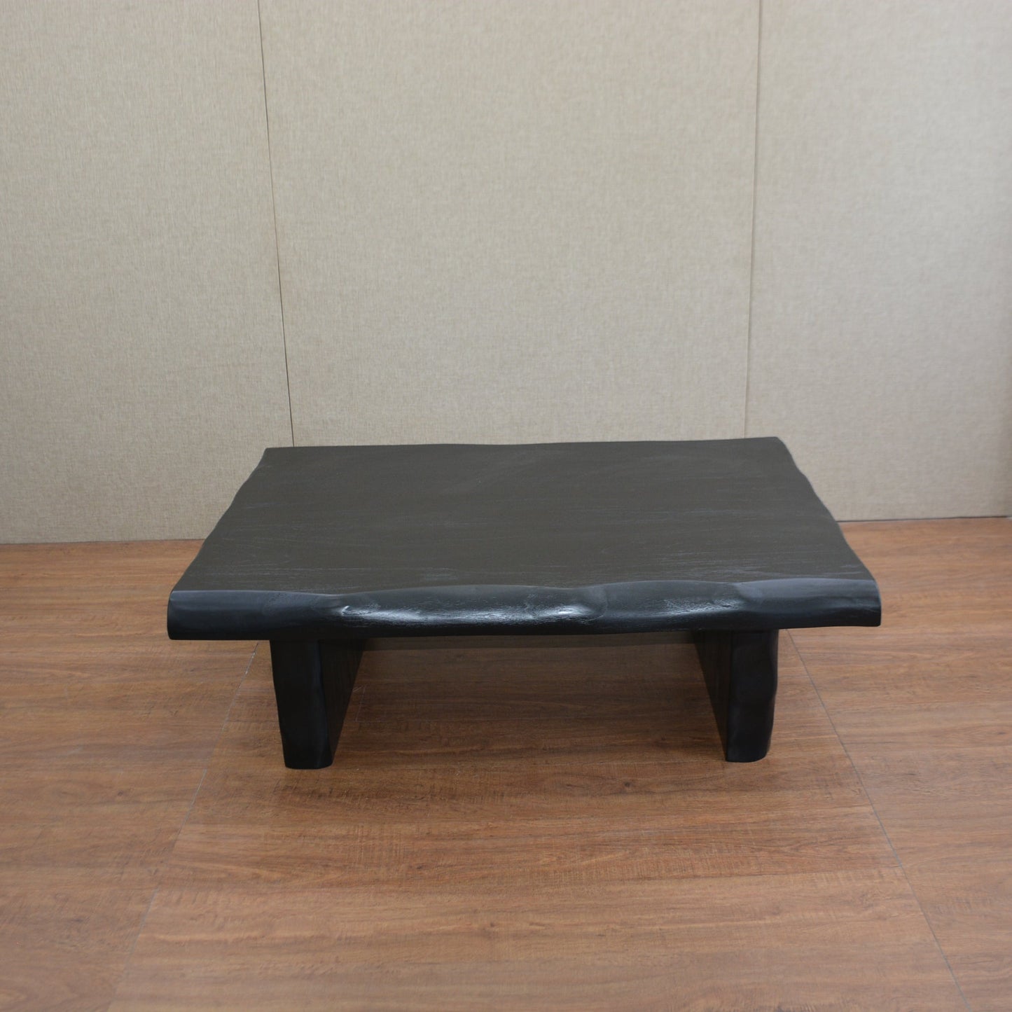 EDGE COFFE TABLE