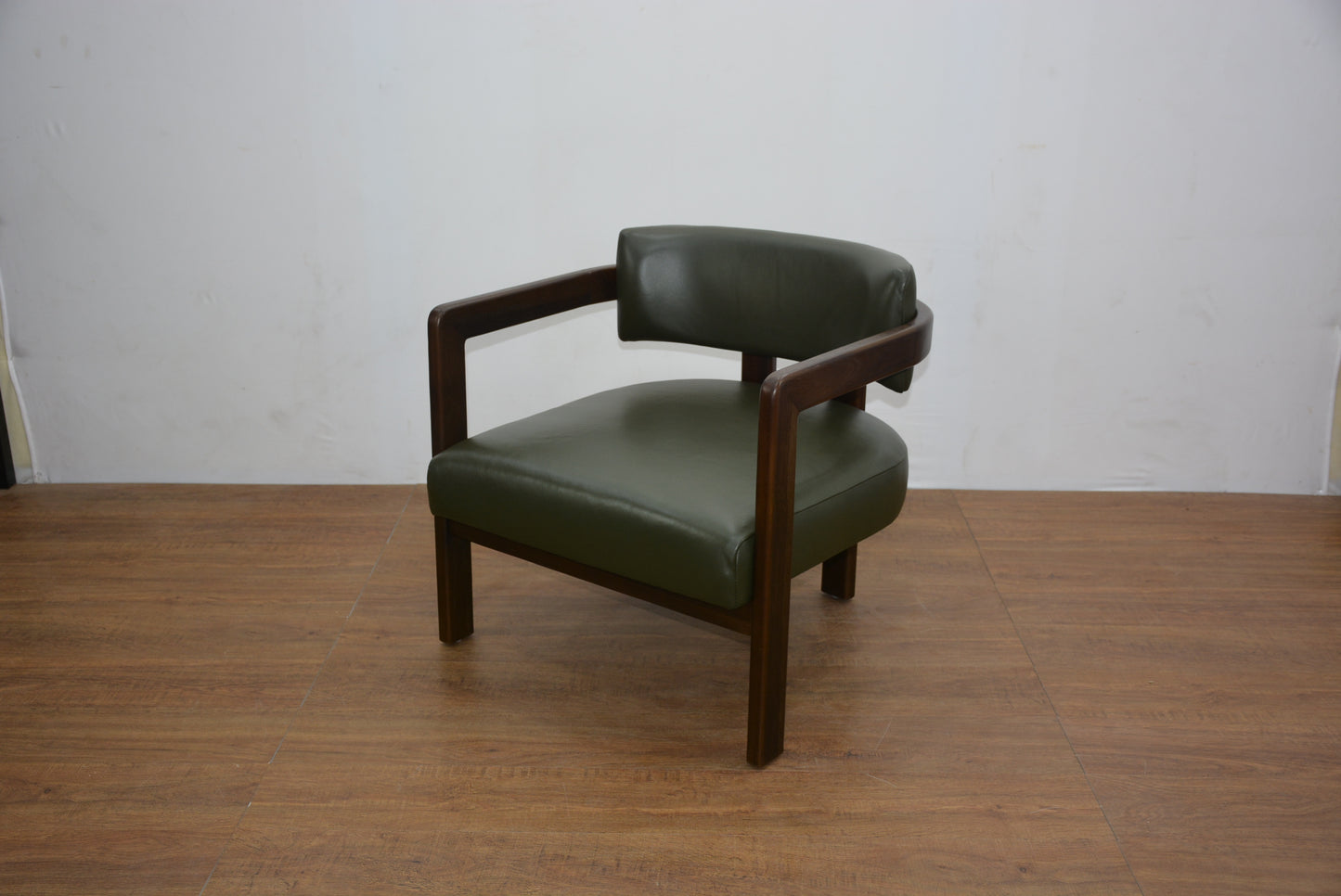 Amber lounge armchair