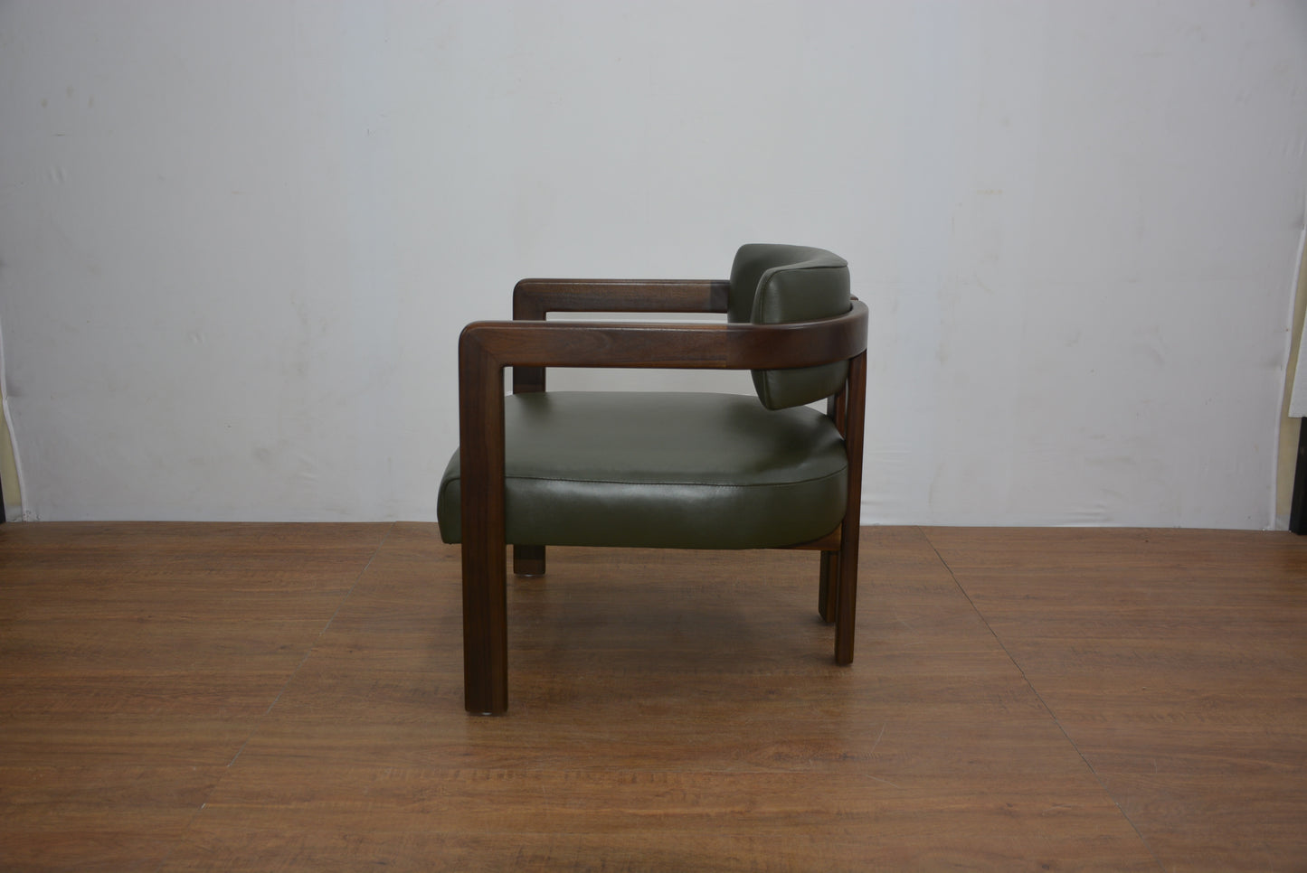 Amber lounge armchair