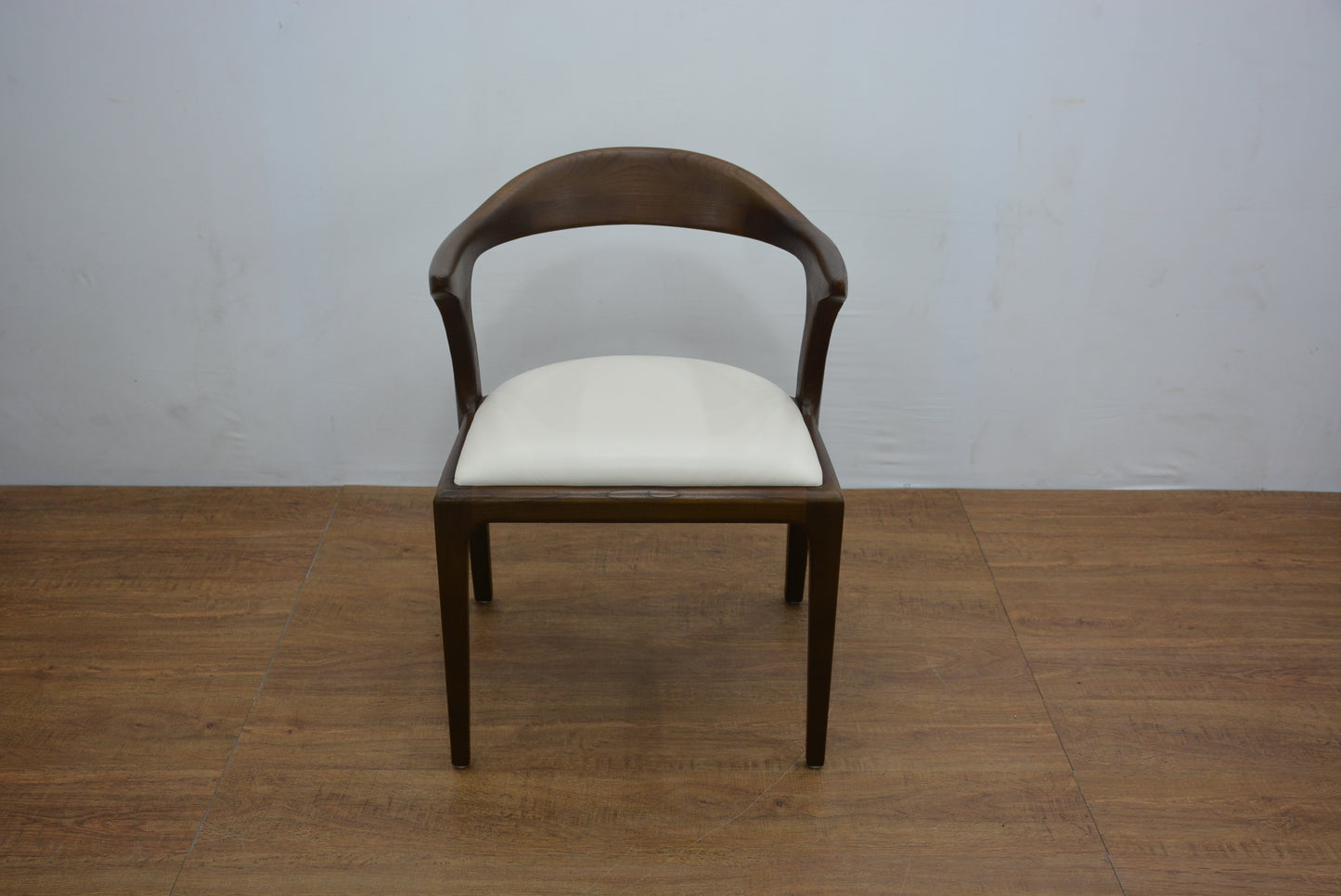 Hasto Dining Chair leather