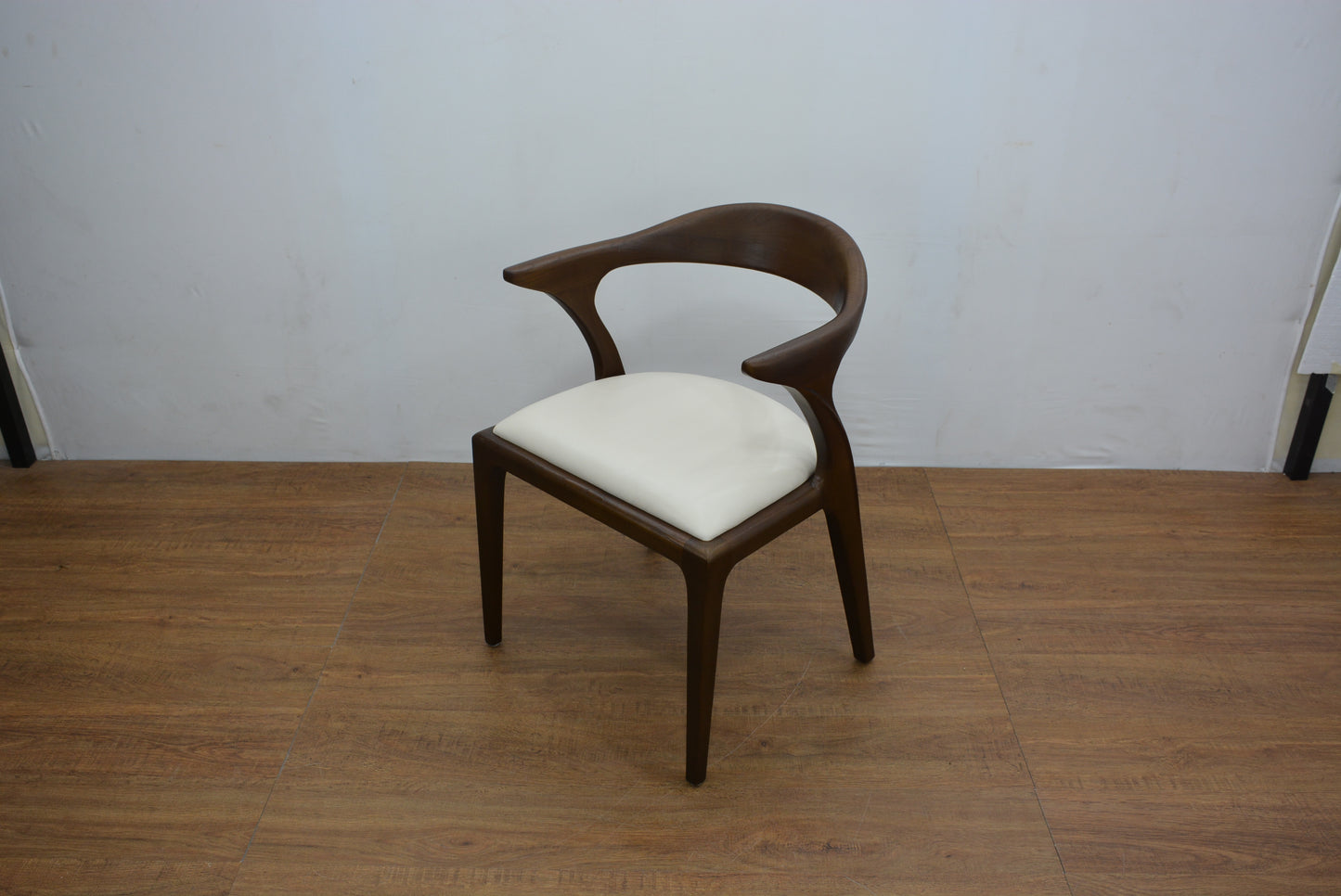 Hasto Dining Chair leather