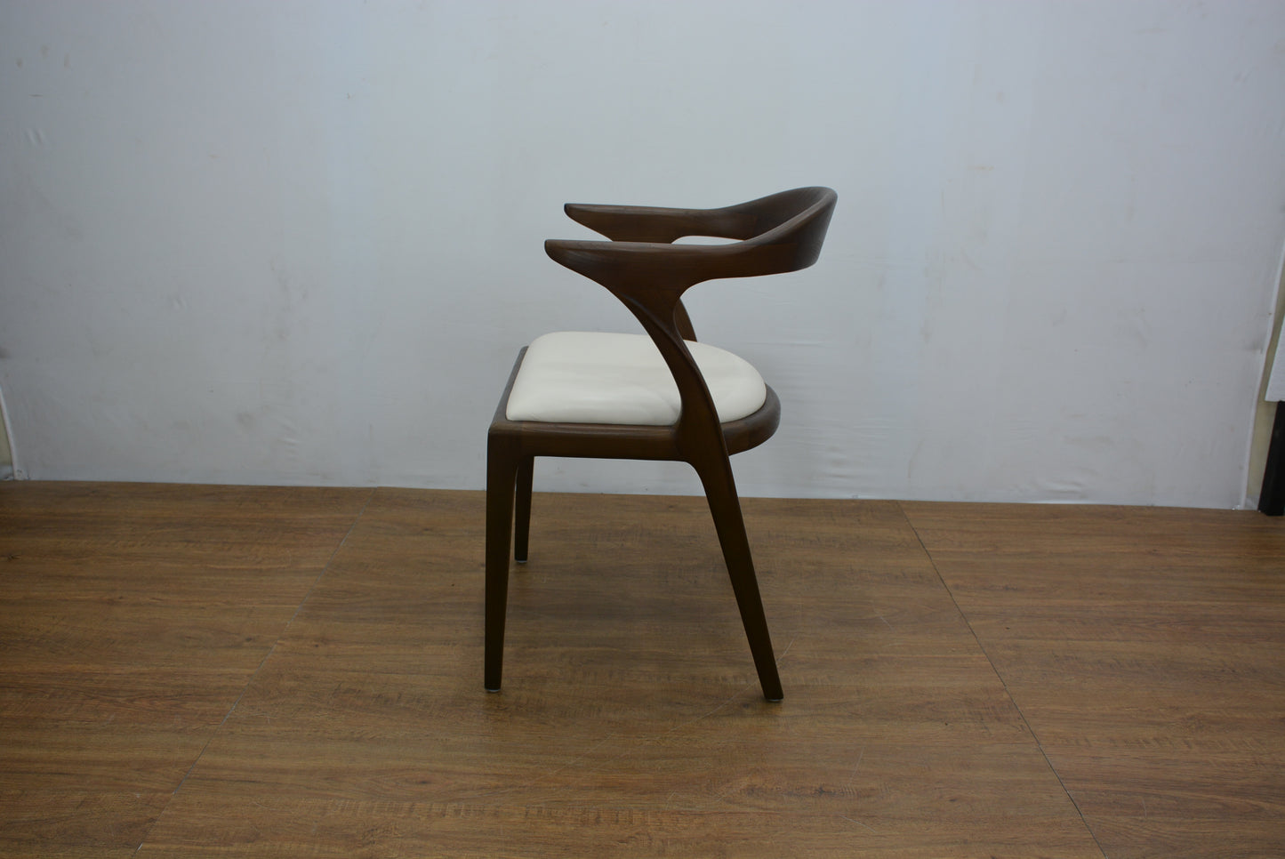 Hasto Dining Chair leather