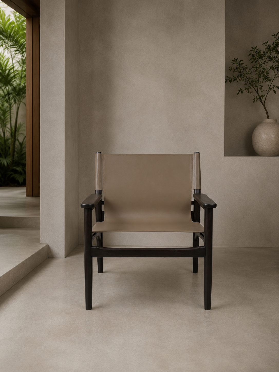 Goya Lounge armchair