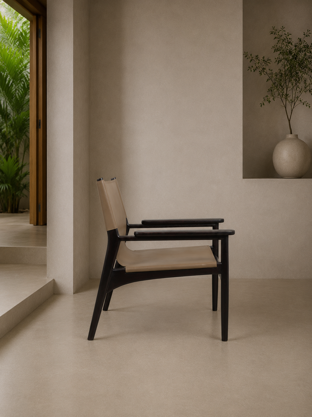 Goya Lounge armchair