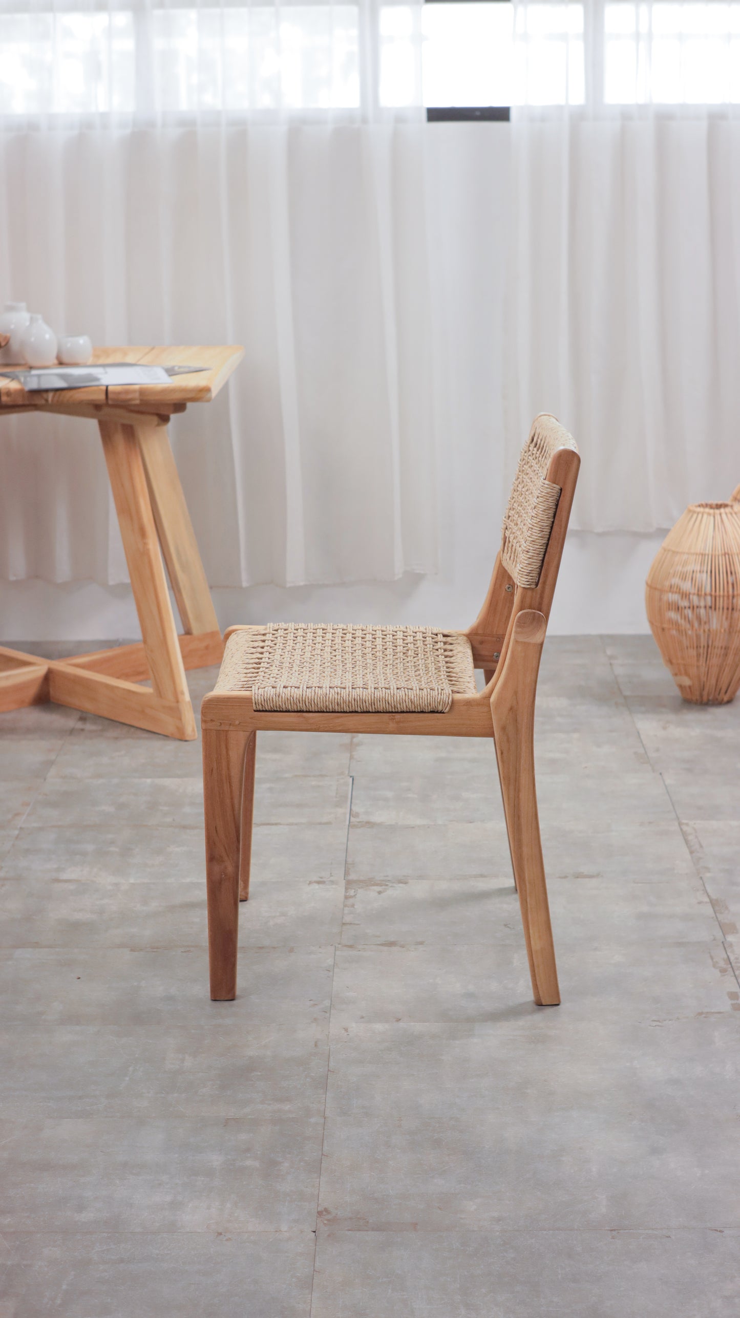 Pino Stacking Chair