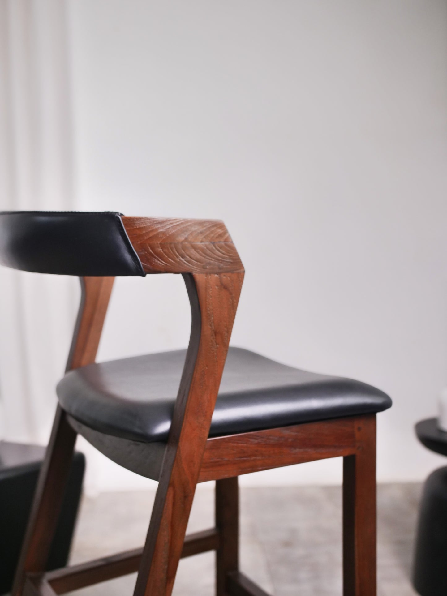 Madrid Barchair